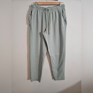 Nike Men's Olive Green Sweatpants